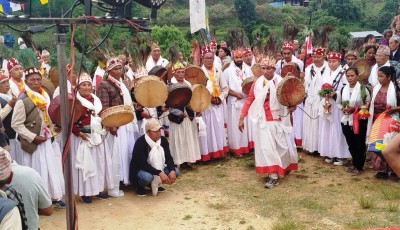 नाम्सारि बोम्बो Image
