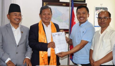 राससग्याम तामाङ ग्योइला तामसोर छिपा तिबारि तामाङ स्योमि गेन्दुनला ह्रिबा (भिडियोला छ्याम) Image