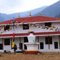 नुवाकोटरि ‘ग्लान ङारदिम’ ला ठ्वाङ्सेन थेन ग्लान समाज नेपालला गिक्छा ग्याल्साङ जोम्नाछेन ताबाकेन Image